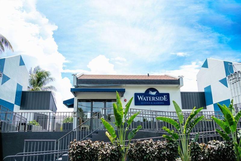 Waterside Suites And Marina Cayo Largo Exterior foto